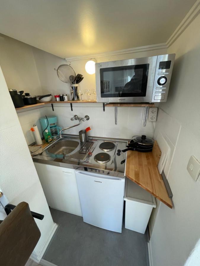Ruhige Wohnung Mit Parkplatz, Charmantes Viertel كاسيل المظهر الخارجي الصورة